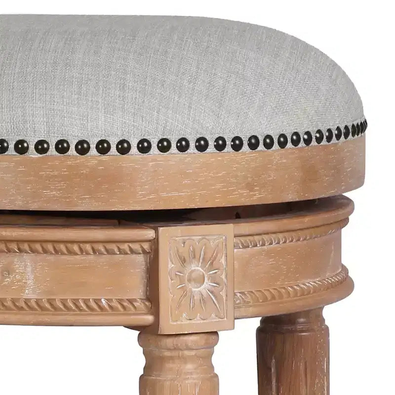 Sgabello da bar da 66 cm in legno massello senza schienale e girevole, beige e naturale